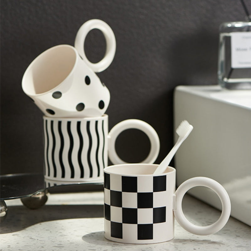 Stylish Plaid Mouthwash Holders