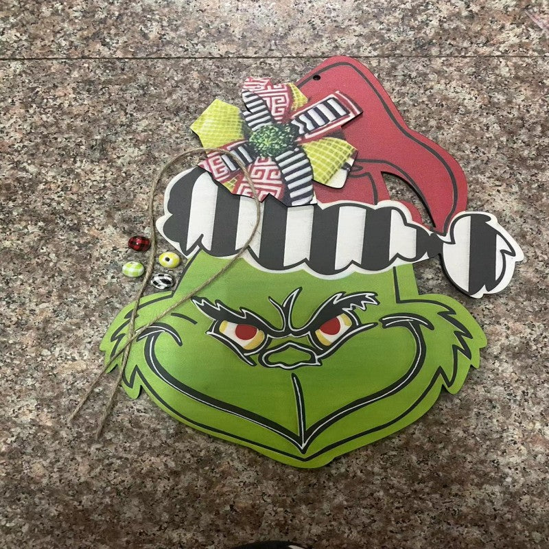 Grinch-Themed Wooden Door Sign