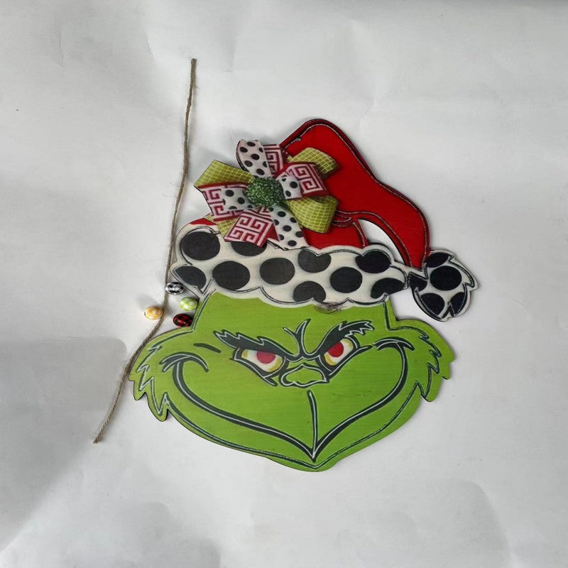 Grinch-Themed Wooden Door Sign