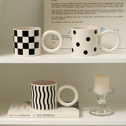 Stylish Plaid Mouthwash Holders